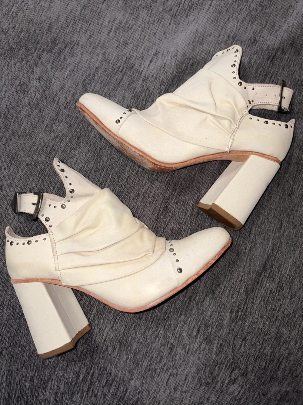 Freebird Jericho White Cream Leather Studded Booties With Block Heel Size 9